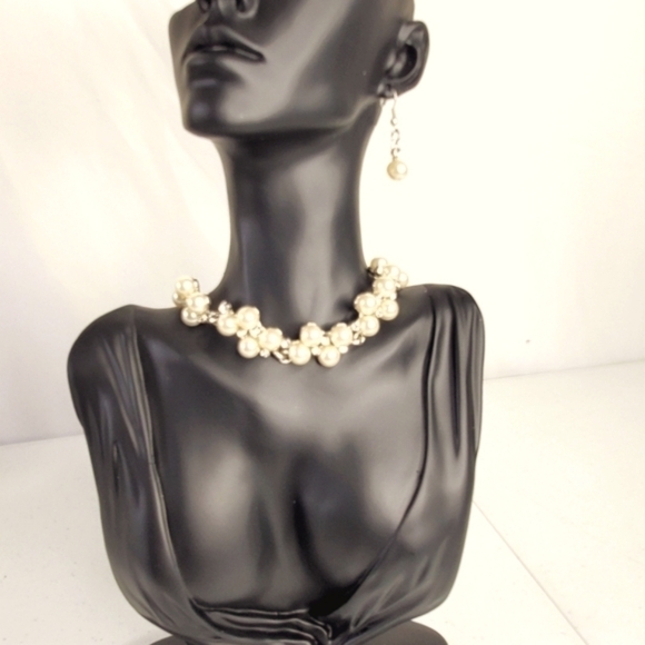 Faux Pearl and Rhinestone Necklace and Earrings NWOT - Picture 2 of 9